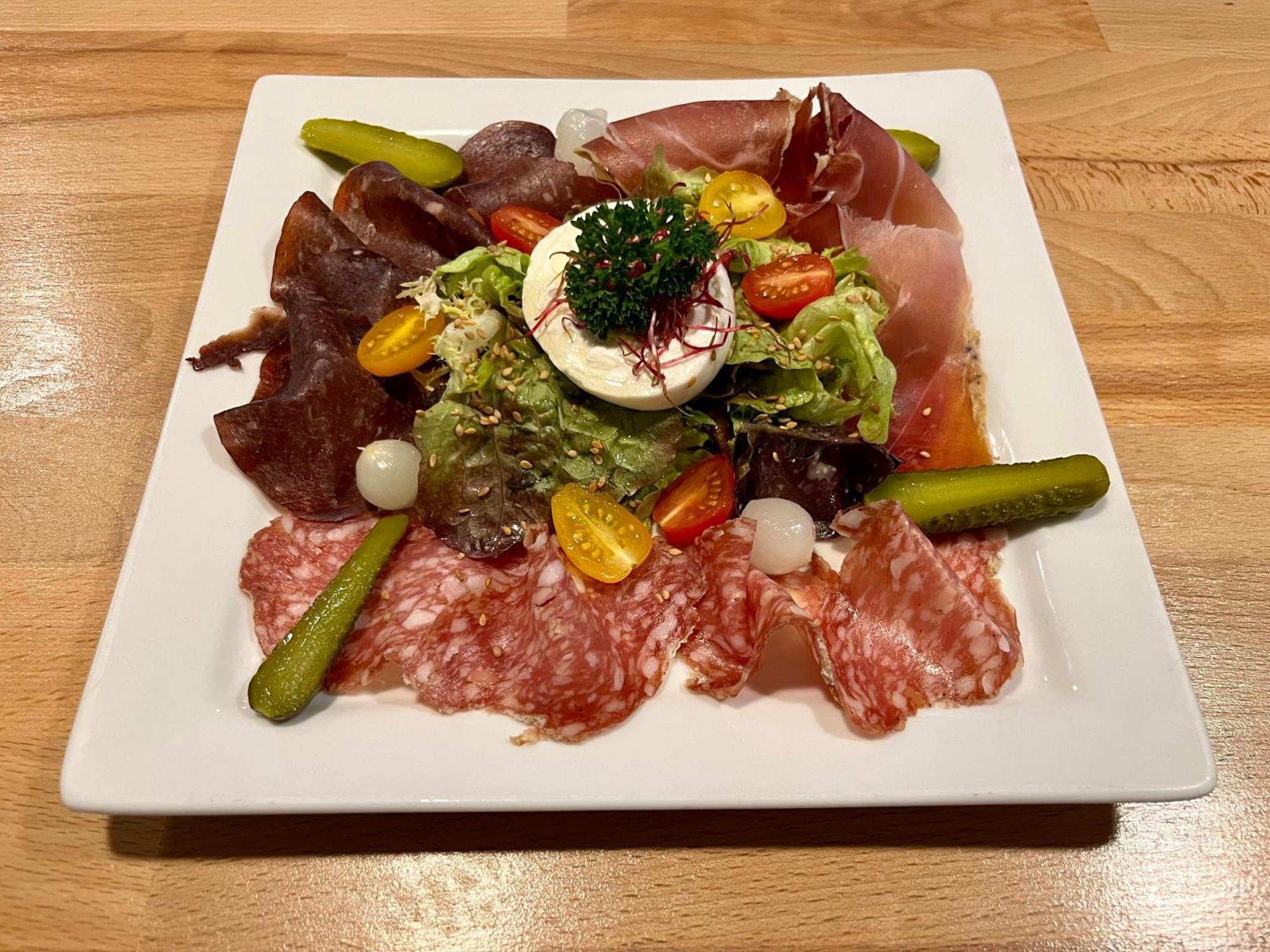 Hotel Restaurant Le Clos 베세-에-생타나스타시 외부 사진