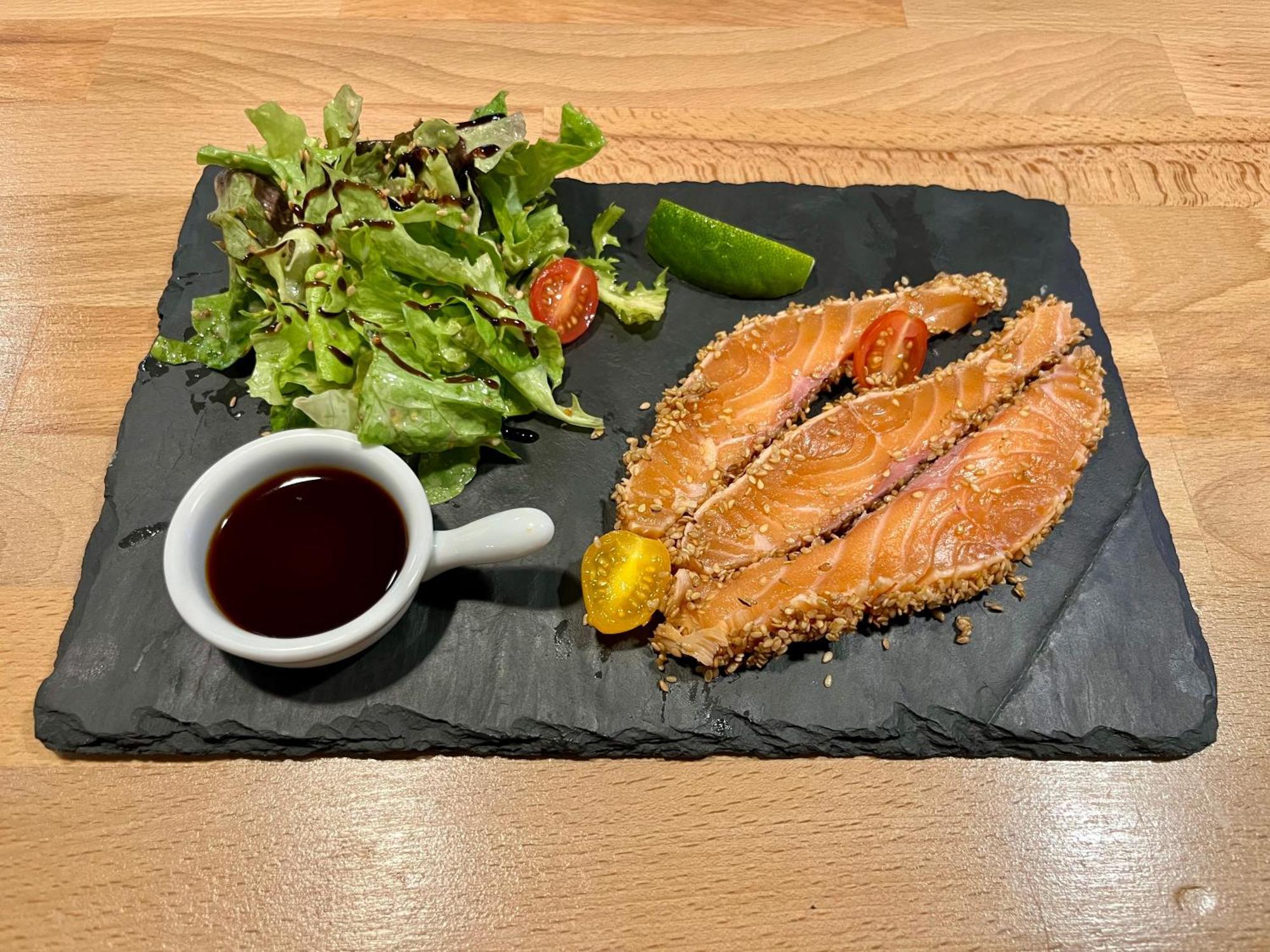 Hotel Restaurant Le Clos 베세-에-생타나스타시 외부 사진