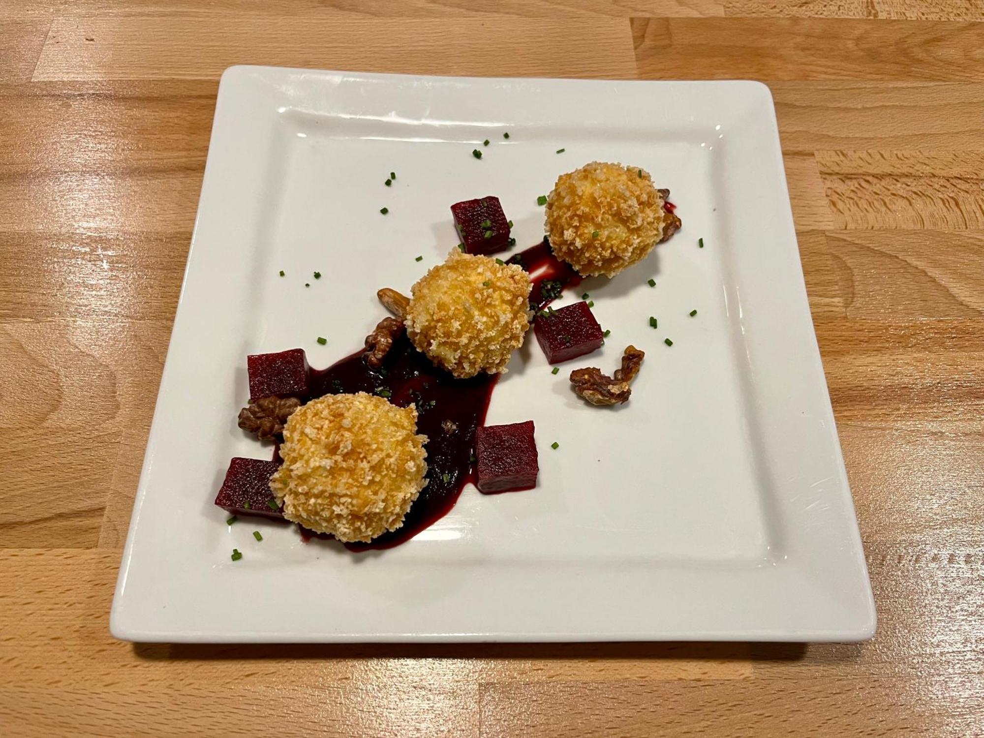 Hotel Restaurant Le Clos 베세-에-생타나스타시 외부 사진